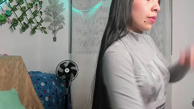 keyla meow online show from February 2025 05:31:02 AM