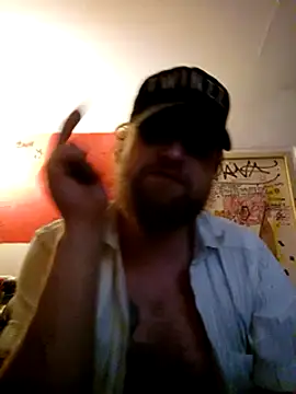 Snapshot of Ozomitro chatting on February 2025 12:13:01 AM Ozomitro online show from February 2025 12:13:01 AM