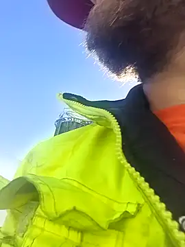 Ozomitro online show from October 2025 11:10:01 AM