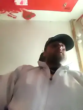 Ozomitro online show from April 2026 04:04:02 PM