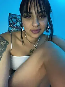 Hilary pinkk online show from December 2024 12:12:02 AM