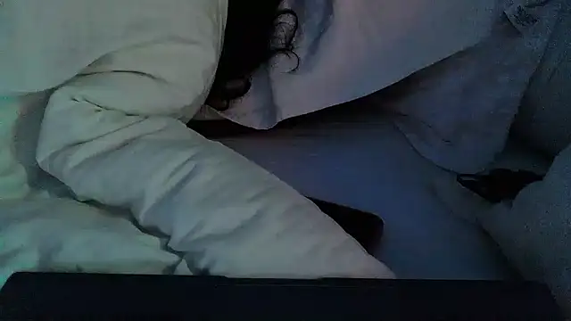 Snapshot of queen-chamss chatting on May 2026 11:34:04 PM queen-chamss online show from May 2026 11:34:04 PM
