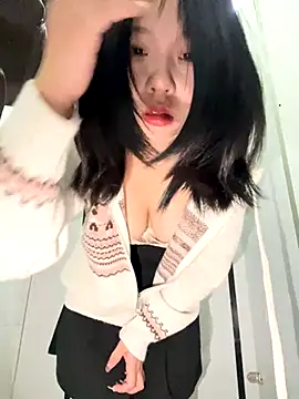 Snapshot of Xixi-Gala chatting on December 2024 04:58:02 AM Xixi-Gala online show from December 2024 04:58:02 AM