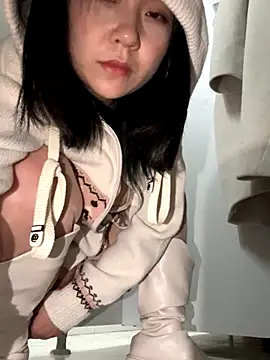 Snapshot of Xixi-Gala chatting on December 2024 08:05:01 AM Xixi-Gala online show from December 2024 08:05:01 AM