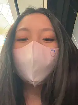 Snapshot of Xixi-Gala chatting on March 2025 07:24:01 AM Xixi-Gala online show from March 2025 07:24:01 AM