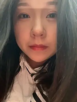 Snapshot of Xixi-Gala chatting on March 2025 04:40:02 AM Xixi-Gala online show from March 2025 04:40:02 AM