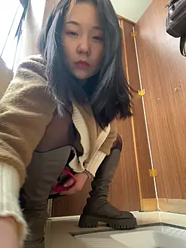 Snapshot of Xixi-Gala chatting on March 2025 04:27:01 AM Xixi-Gala online show from March 2025 04:27:01 AM