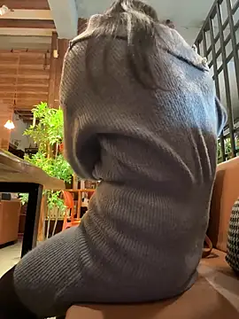 Xixi-Gala online show from November 2025 04:25:02 AM