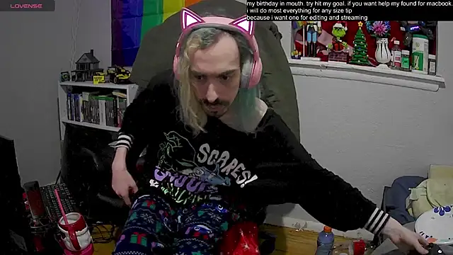 tallnerdyguy online show from February 2025 03:52:02 AM