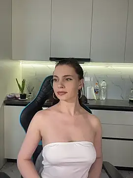 CurlyLara online show from April 2026 06:19:01 AM