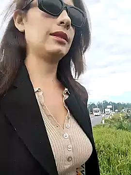 Alysson-- online show from January 2025 12:46:02 PM