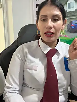 Snapshot of Alysson-- chatting on February 2026 01:40:01 PM Alysson-- online show from February 2026 01:40:01 PM