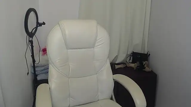 Abby Halliwey online show from January 2025 08:22:01 PM