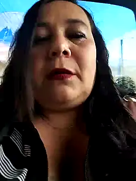 sara pineros online show from December 2024 08:54:01 PM