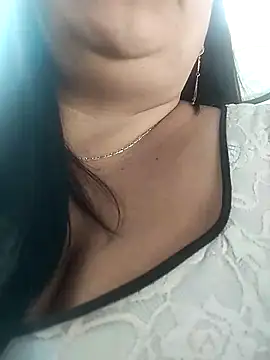 sara pineros online show from January 2025 08:22:01 PM