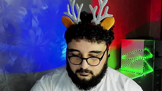 Snapshot of teddy_alan chatting on December 2024 06:26:02 PM teddy alan online show from December 2024 06:26:02 PM