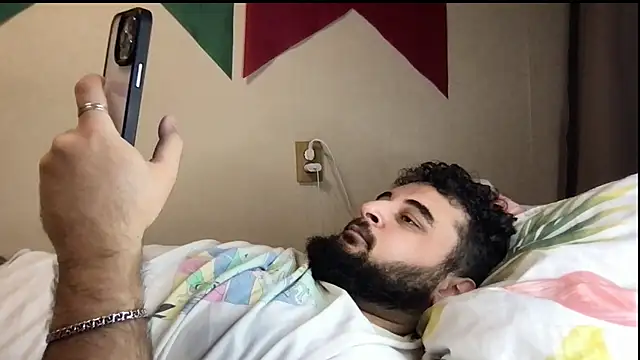 Snapshot of teddy_alan chatting on October 2025 12:34:02 PM teddy alan online show from October 2025 12:34:02 PM