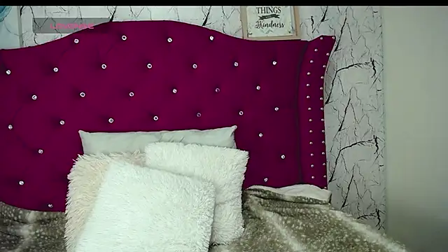 charlotte1-ls online show from December 2024 10:21:01 PM