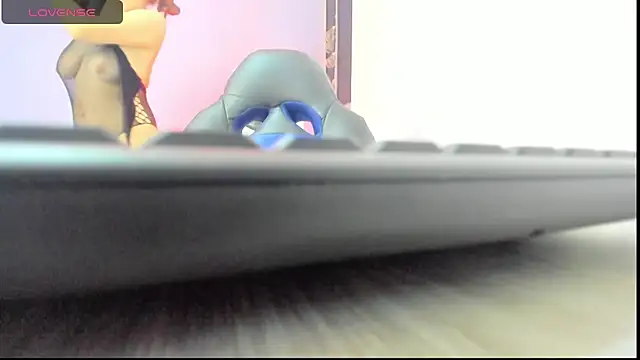 Snapshot of gwen_ashly chatting on March 2025 10:10:01 PM gwen ashly online show from March 2025 10:10:01 PM