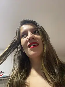 gwen ashly online show from February 2026 08:53:02 PM