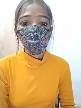 Snapshot of Cute-Ridhima chatting on May 2026 03:45:02 AM Cute-Ridhima online show from May 2026 03:45:02 AM