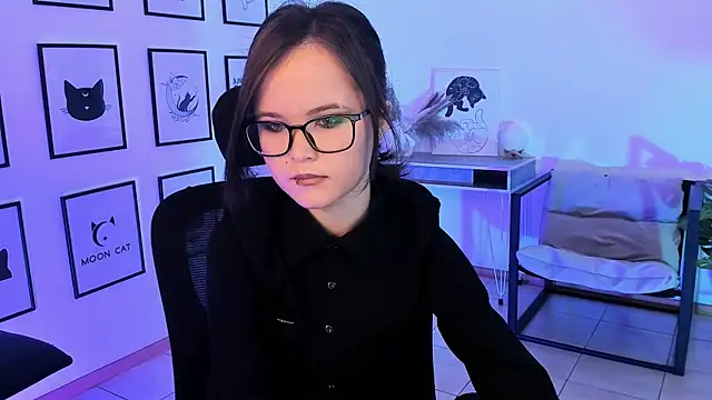 Elainebeness online show from February 2025 11:39:01 PM