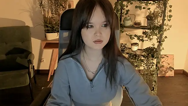 Elainebeness online show from March 2026 08:04:02 PM