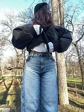 PoppyRobinson online show from December 2024 09:17:02 AM