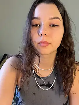 PoppyRobinson online show from January 2025 08:10:01 AM