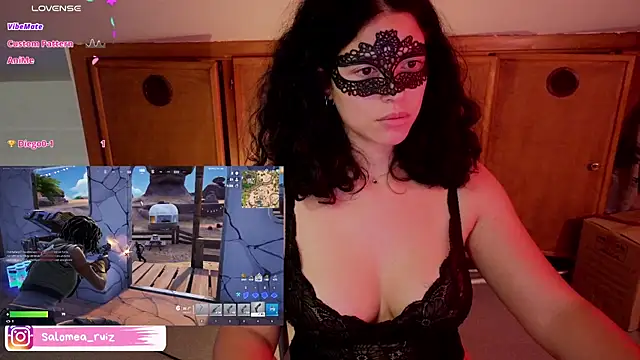 salomea r online show from April 2026 09:39:33 PM