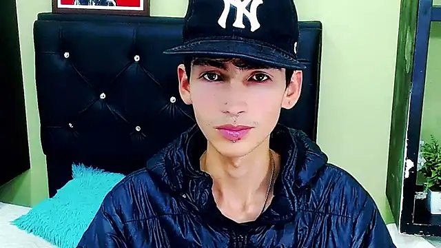 ttimy x boy online show from January 2025 02:01:01 AM