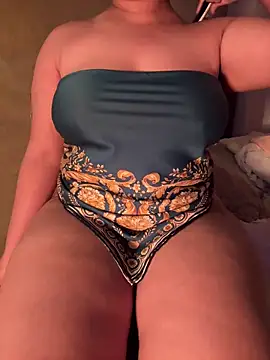 GLamouur online show from March 2025 10:22:02 PM