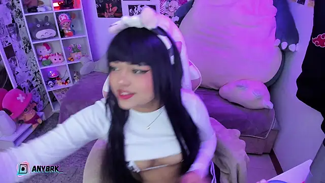 Snapshot of anyburkee chatting on October 2025 01:03:02 AM anyburkee online show from October 2025 01:03:02 AM