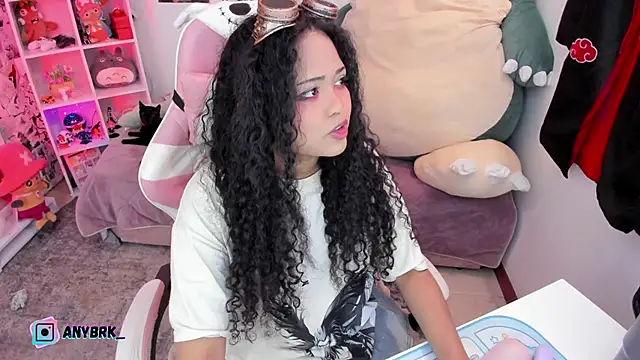 Snapshot of anyburkee chatting on November 2025 11:53:01 AM anyburkee online show from November 2025 11:53:01 AM