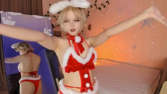 Snapshot of Emily_relish chatting on December 2024 04:14:02 PM Emily relish online show from December 2024 04:14:02 PM