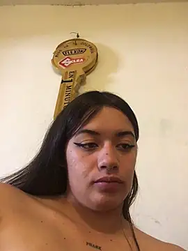 Snapshot of Miss_oliviaa chatting on December 2024 07:15:02 PM Miss oliviaa online show from December 2024 07:15:02 PM