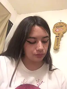Snapshot of Miss_oliviaa chatting on December 2024 03:47:02 AM Miss oliviaa online show from December 2024 03:47:02 AM