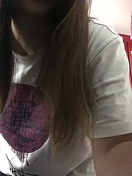 Snapshot of Miss_oliviaa chatting on December 2024 05:22:02 PM Miss oliviaa online show from December 2024 05:22:02 PM