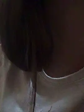 Snapshot of Miss_oliviaa chatting on January 2025 11:43:01 AM Miss oliviaa online show from January 2025 11:43:01 AM