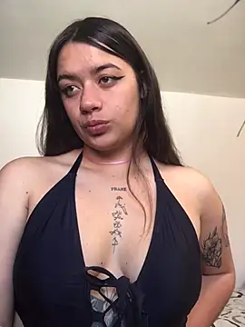 Snapshot of Miss_oliviaa chatting on January 2025 04:12:01 PM Miss oliviaa online show from January 2025 04:12:01 PM