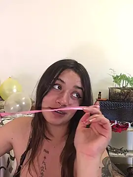 Snapshot of Miss_oliviaa chatting on January 2025 07:56:01 PM Miss oliviaa online show from January 2025 07:56:01 PM