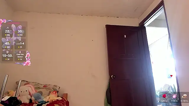 Snapshot of Miss_oliviaa chatting on October 2025 03:47:02 PM Miss oliviaa online show from October 2025 03:47:02 PM