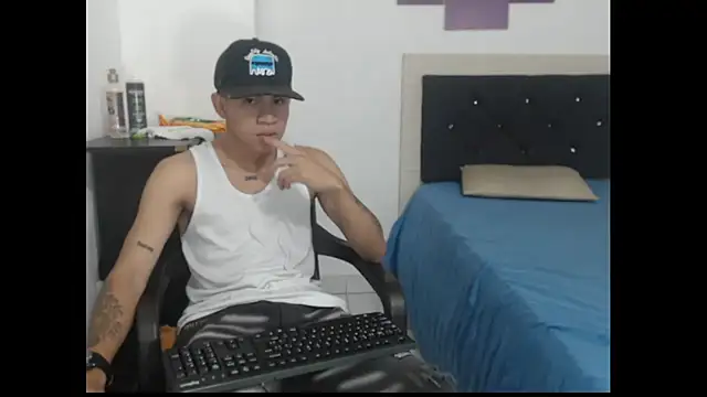 logannth online show from October 2025 07:46:02 PM