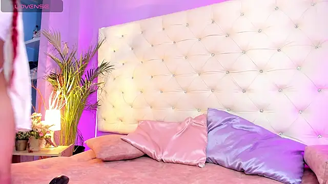 emaa lambert online show from February 2025 07:50:02 PM