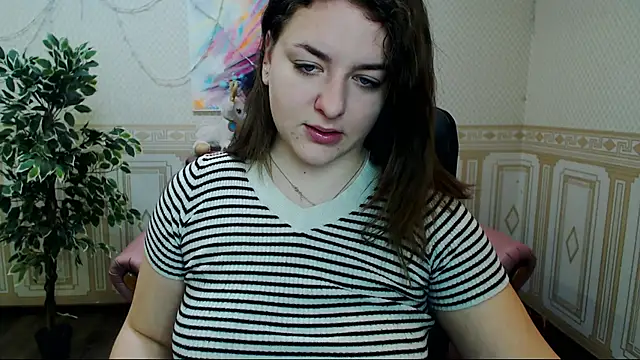 Helen Elliot online show from February 2025 06:57:01 AM