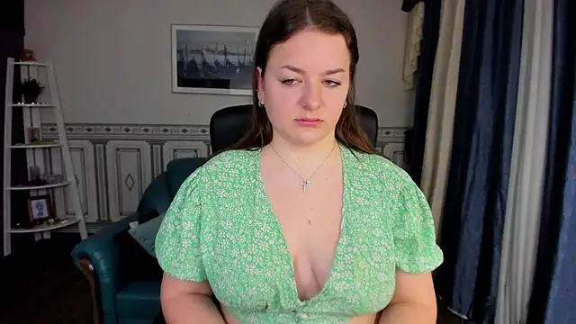Helen Elliot online show from February 2025 04:21:02 AM