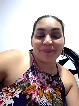 Snapshot of MirandaSoto chatting on January 2025 03:29:02 AM MirandaSoto online show from January 2025 03:29:02 AM