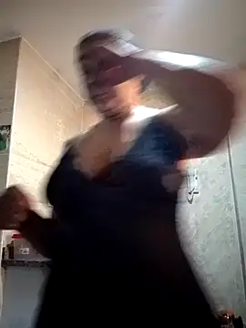 Snapshot of MirandaSoto chatting on January 2025 12:05:01 PM MirandaSoto online show from January 2025 12:05:01 PM