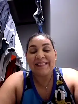 Snapshot of MirandaSoto chatting on January 2025 04:12:01 AM MirandaSoto online show from January 2025 04:12:01 AM