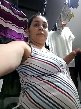 Snapshot of MirandaSoto chatting on March 2025 03:30:02 AM MirandaSoto online show from March 2025 03:30:02 AM